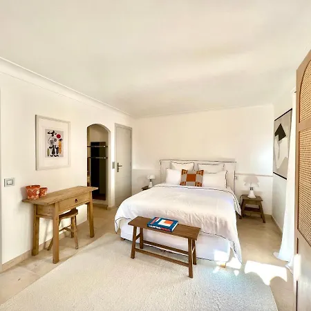 Magnifique Maison De Village Apartman